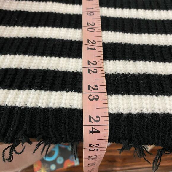 Sanctuary Black Winter White Striped Cowl Neck Sweater Size Small - Picture 7 of 11
